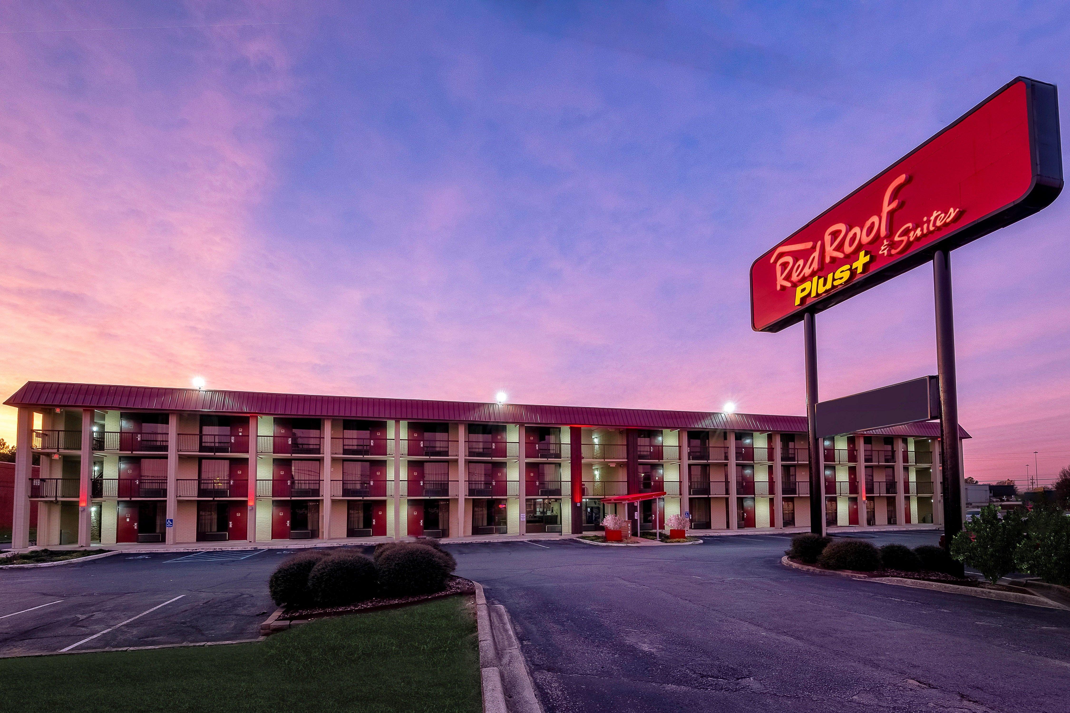 Red Roof Inn Plus+ Huntsville - Madison Exterior photo